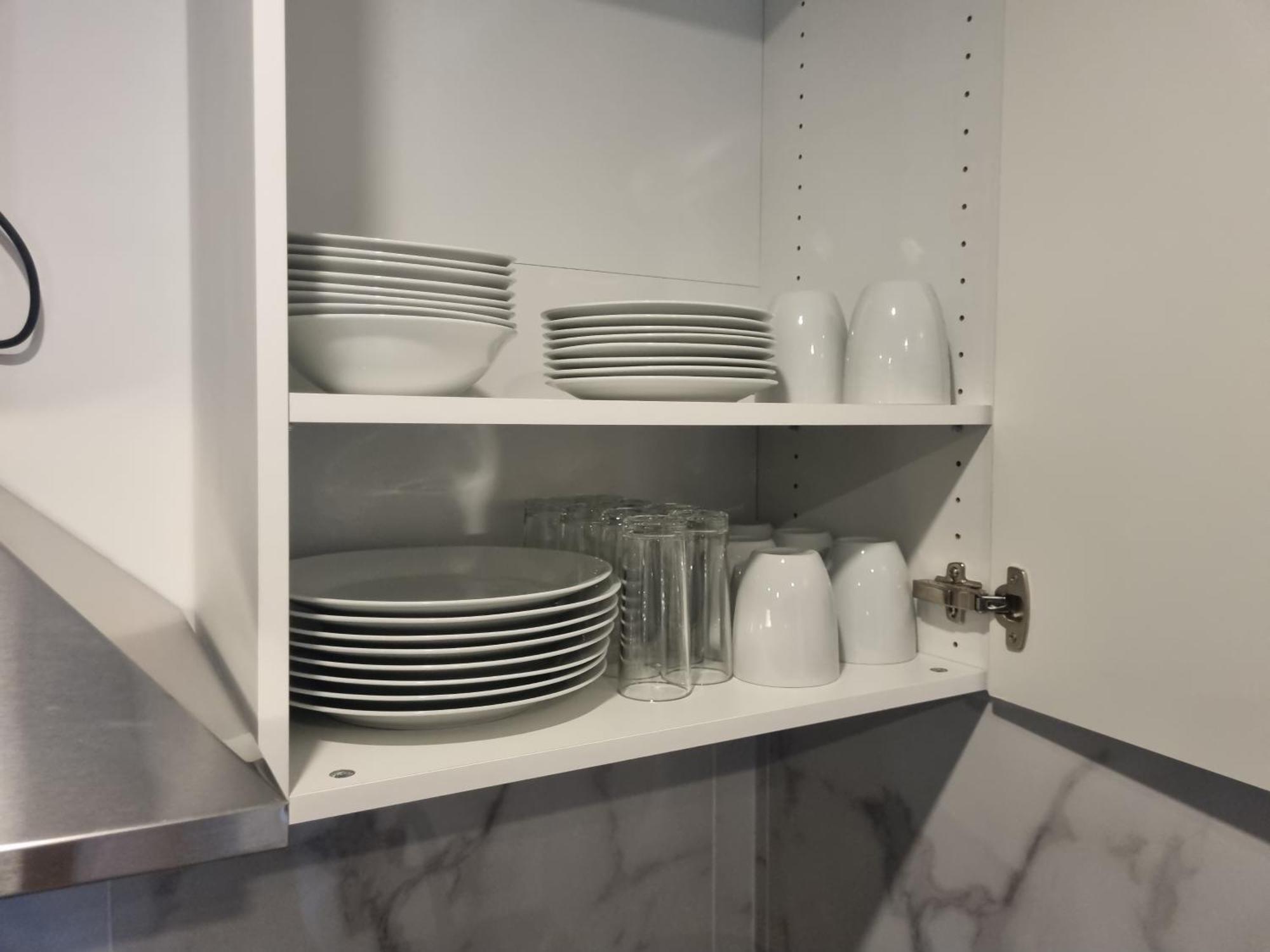 Appartamento F2 F3 ,appartement Climatise Neuf, Magnifique Vue Sur Et Aeroport, Proche Tram Et Gare Sncf 1 Min,aeroport 3 Minutes, 2or3 Rooms, New Ac Apartment, Magnificent Sea And Airport Views, Close To Tram And Sncf Train Station 1 Min, Airport 3 Min Nizza